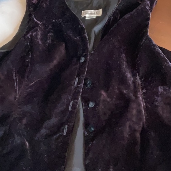 $10$ add on CHRISTIE&JILL,crushed velvet,4 button,lined vest,dark black/purple - Picture 9 of 11